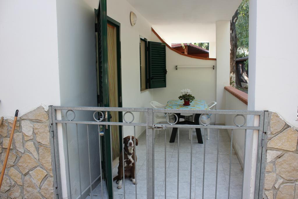 Residence Village Lido Del Gargano Rodi Garganico Szoba fotó