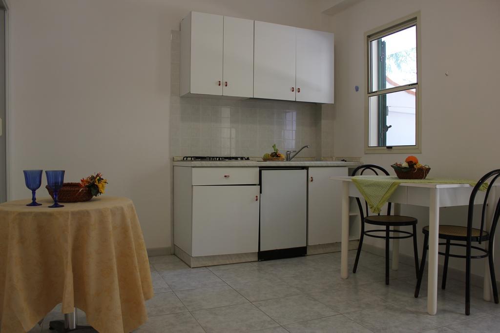 Residence Village Lido Del Gargano Rodi Garganico Szoba fotó